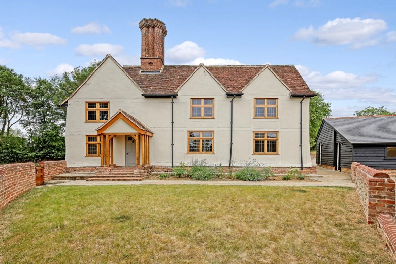 Click the photo for more details of Shalford, Braintree, Essex