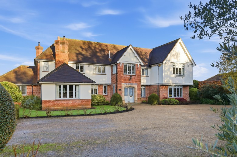 Click the photo for more details of Nayland, Colchester, Suffolk