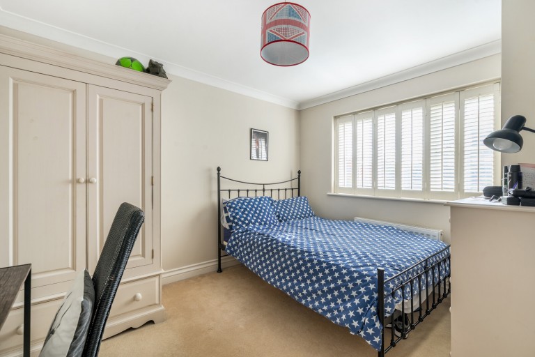 Images for Salix Close, Fetcham, Surrey