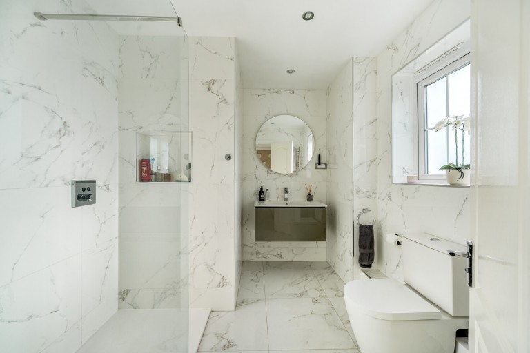 Images for Salix Close, Fetcham, Surrey