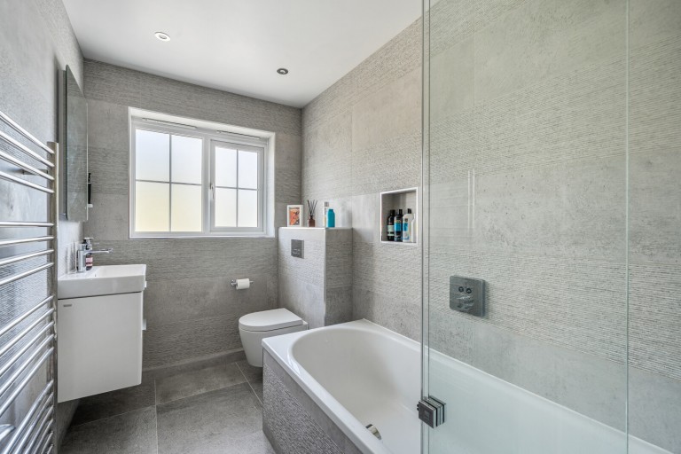 Images for Salix Close, Fetcham, Surrey