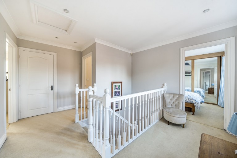 Images for Salix Close, Fetcham, Surrey