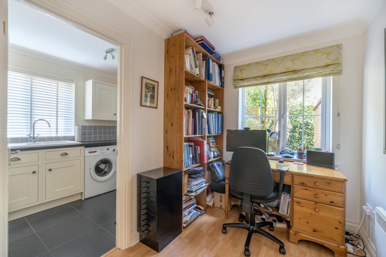 Images for Salix Close, Fetcham, Surrey