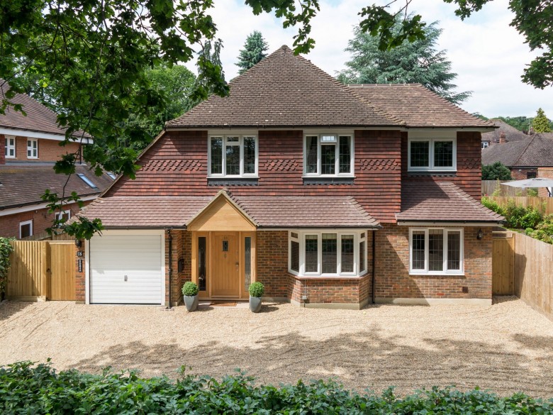 Click the photo for more details of Littleheath Lane, Cobham, KT11