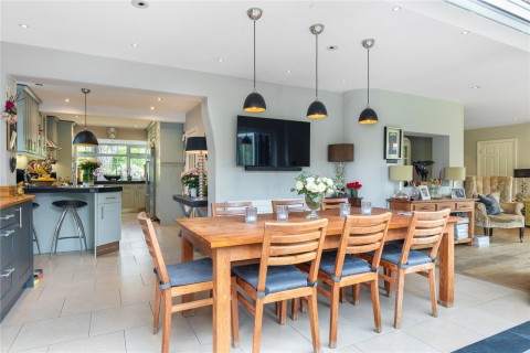 Click the photo for more details of Evelyn Way, Cobham, KT11