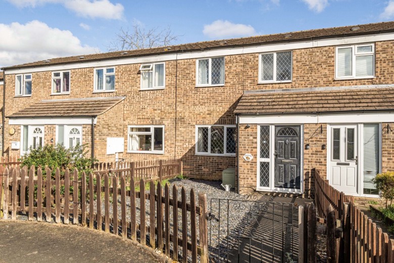 Click the photo for more details of Queens Court Ride, Cobham, Surrey