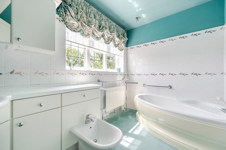 Images for Blundel Lane, Cobham, Surrey