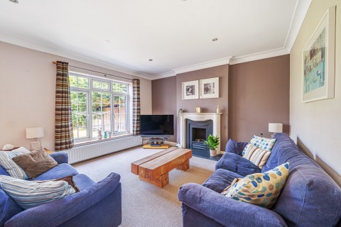 Click the photo for more details of Evelyn Way, Stoke D'Abernon, Cobham, KT11