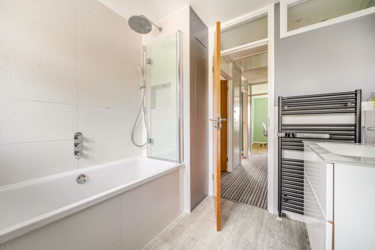 Images for Leigh Road, Cobham, Surrey