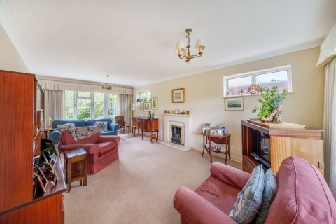 Click the photo for more details of Bramble Rise, Cobham, KT11