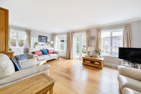 Click the photo for more details of Bramble Rise, Cobham, KT11
