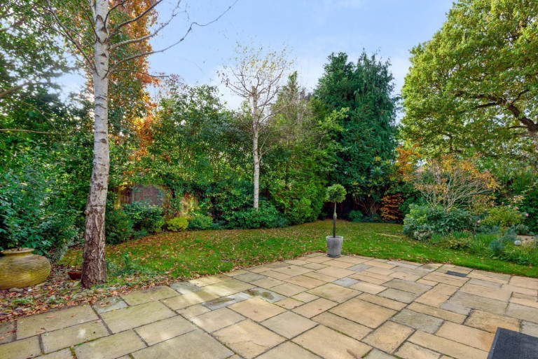 Images for 14B Stoke Road, Cobham, KT11