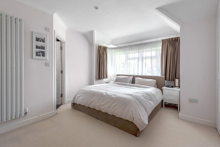 Images for Clock House Mead, Oxshott, KT22