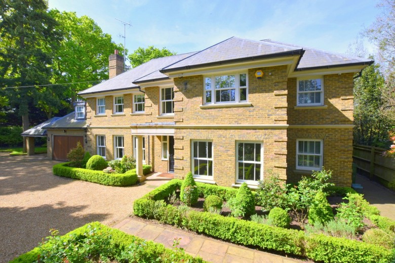 Click the photo for more details of Leigh Hill Road, Cobham, KT11