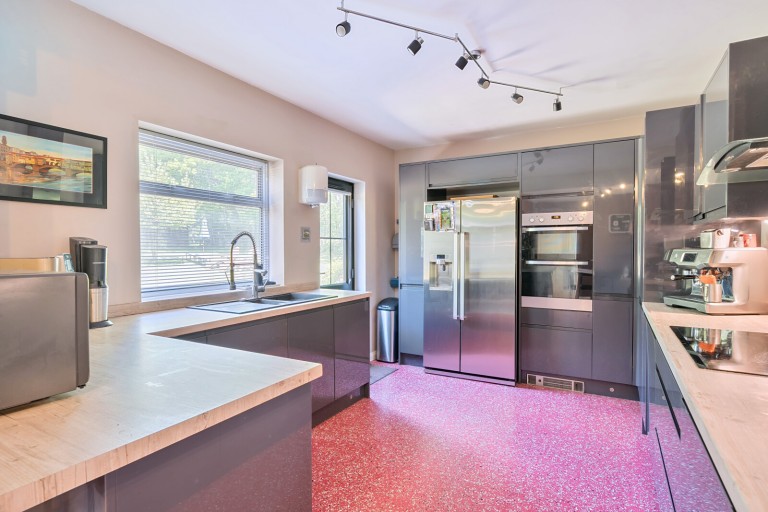 Images for Woodside, Fetcham, Surrey