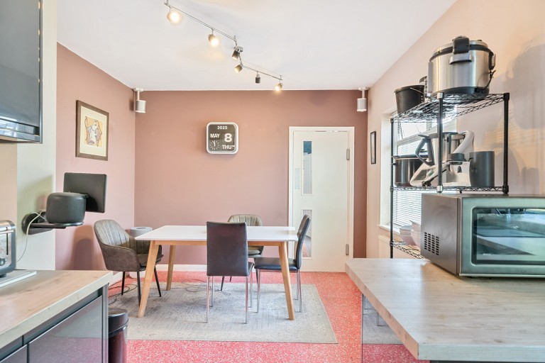 Images for Woodside, Fetcham, Surrey