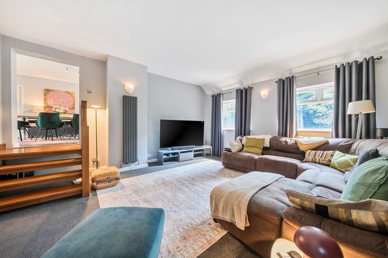 Images for Woodside, Fetcham, Surrey