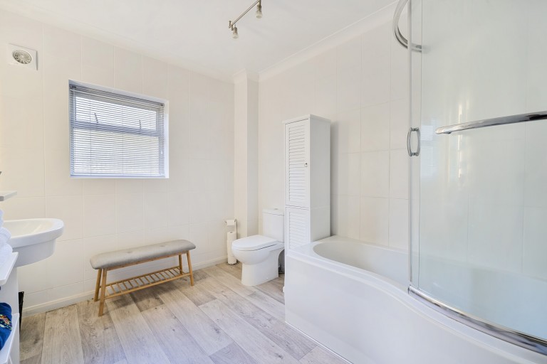 Images for Woodside, Fetcham, Surrey