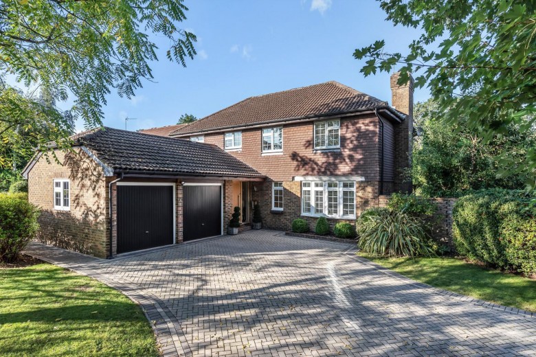 Click the photo for more details of Burleigh Park, Cobham, KT11