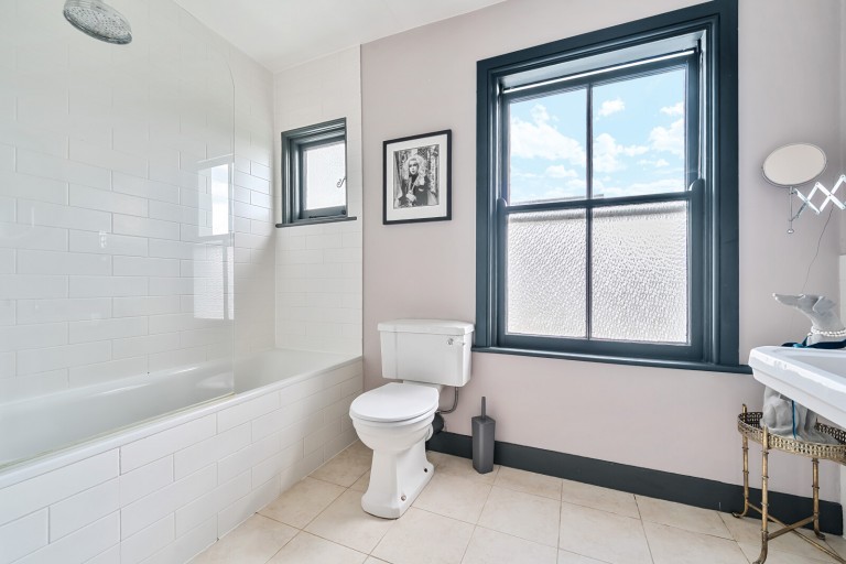 Images for Leigh Road, Cobham, Surrey