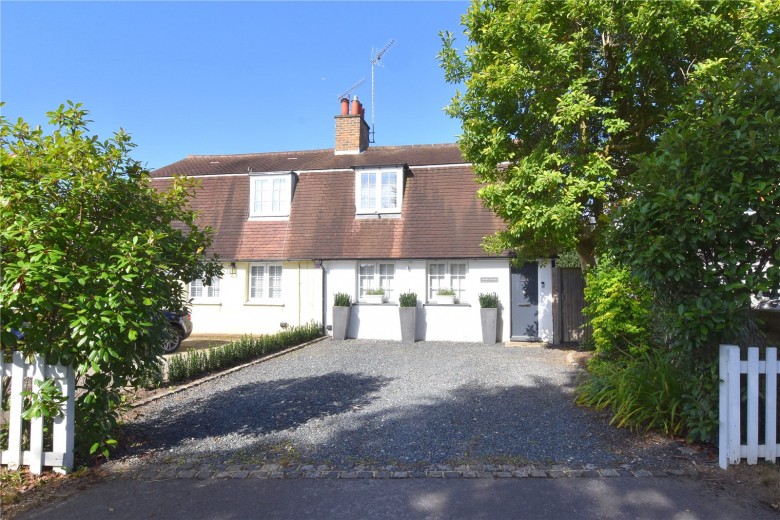 Click the photo for more details of Blundel Lane, Cobham, KT11