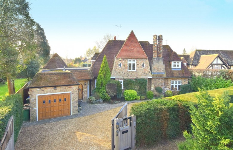 Click the photo for more details of Mizen Way, Cobham, KT11