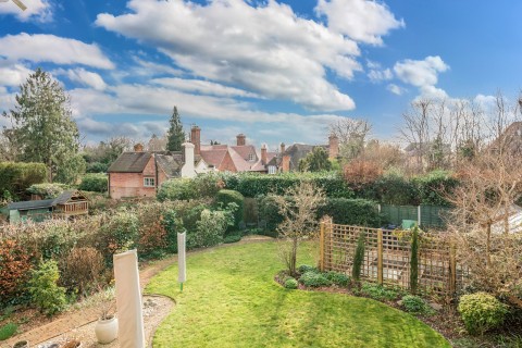 Click the photo for more details of Ferndown Gardens, Cobham, KT11
