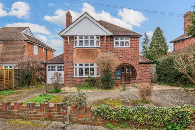 Click the photo for more details of D'Abernon Drive, Stoke D'Abernon, Cobham, KT11