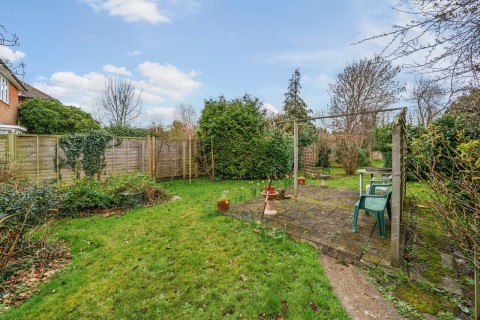 Click the photo for more details of D'Abernon Drive, Stoke D'Abernon, Cobham, KT11