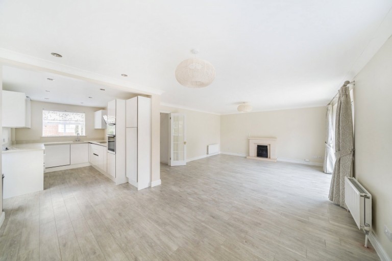 Images for St. Andrews Gardens, Cobham, KT11