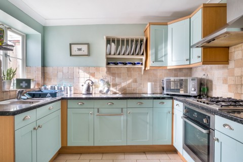 Click the photo for more details of Between Streets, Cobham, Surrey