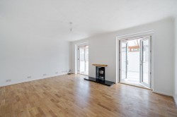 Images for Kenilworth Avenue, Cobham, Surrey