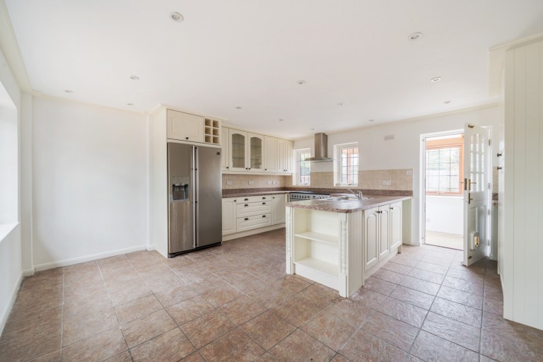 Images for Kenilworth Avenue, Cobham, Surrey