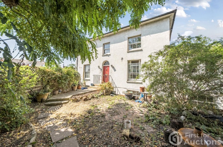 Click the photo for more details of Portsmouth Road, Cobham, Surrey