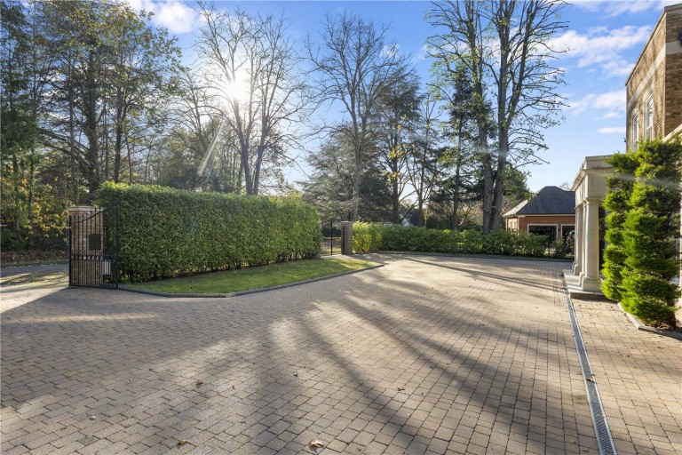 Images for Fairbourne, Cobham, Surrey