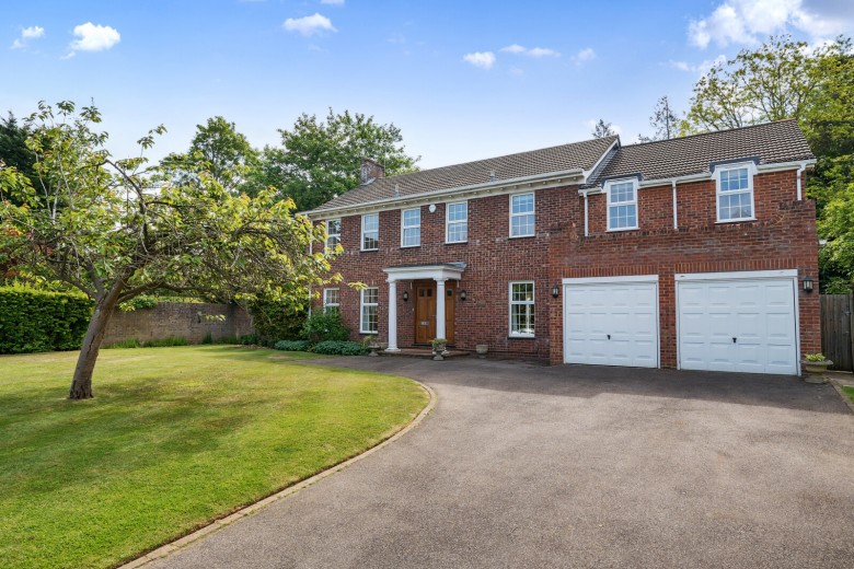 Click the photo for more details of Pine Walk, Cobham, Surrey, KT11