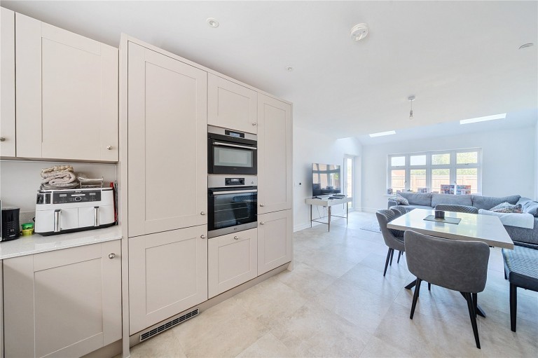 Images for Claremont Close, Leatherhead, Surrey