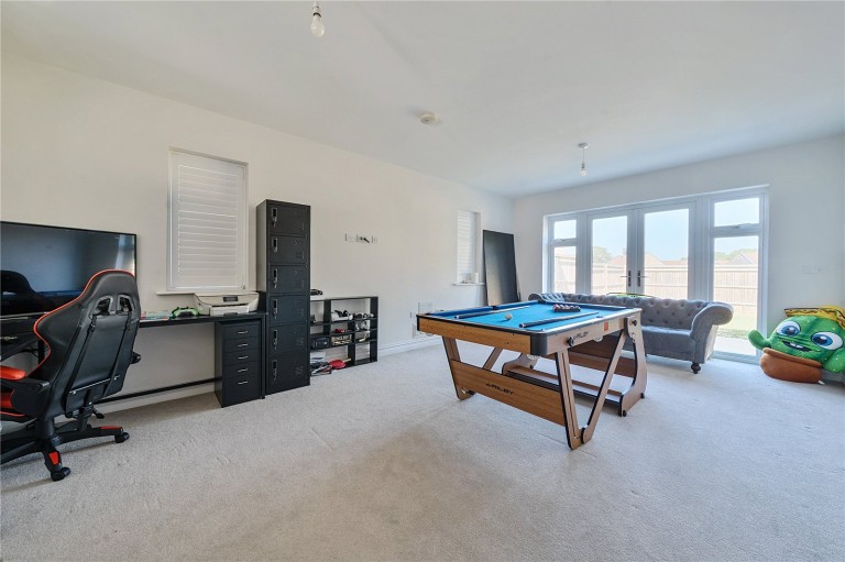 Images for Claremont Close, Leatherhead, Surrey