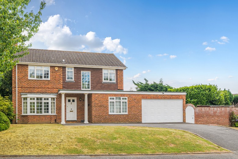 Click the photo for more details of Bramble Rise, Cobham, Surrey