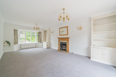 Click the photo for more details of Bramble Rise, Cobham, Surrey