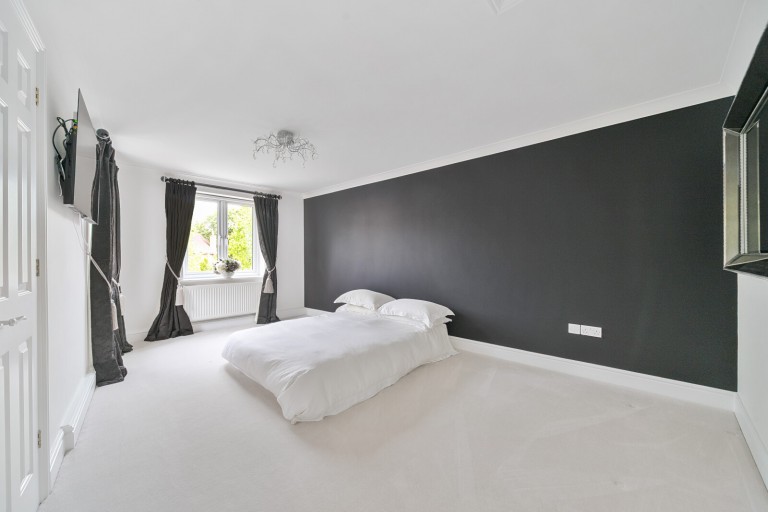 Images for St. Nicholas Crescent, Pyrford, Surrey