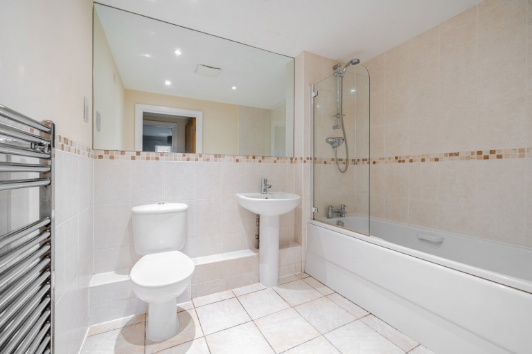 Images for Woodgate Close, Cobham, Surrey