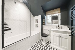 Images for Halcyon Close, Oxshott, Surrey