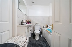 Images for Lyster Mews, Cobham, Surrey