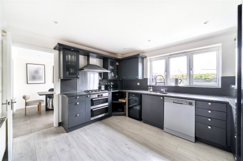 Click the photo for more details of Portsmouth Road, Cobham, Surrey