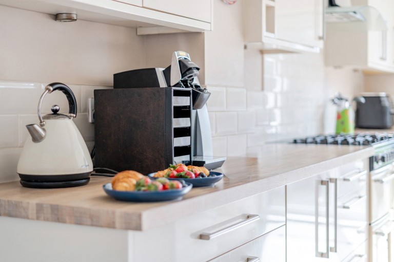 Images for Matthew Arnold Close, Cobham, Surrey