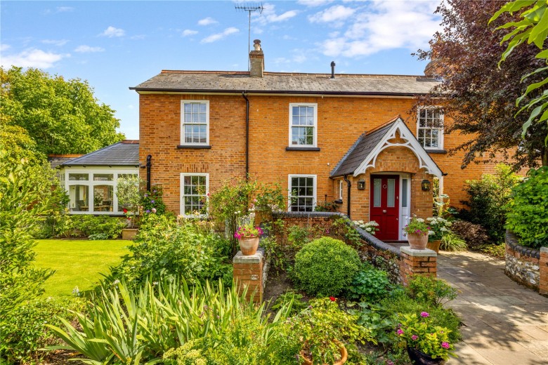Click the photo for more details of Northfield Farm Mews, Cobham, Surrey