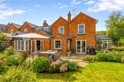 Images for Northfield Farm Mews, Cobham, Surrey