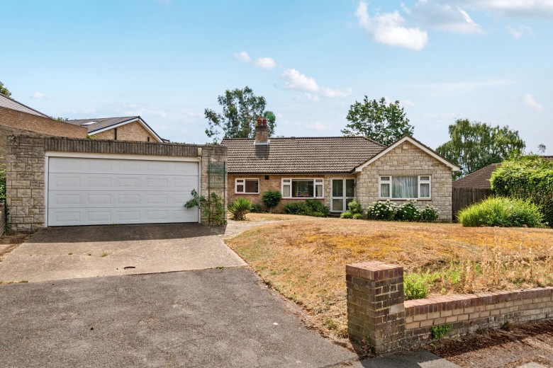 Click the photo for more details of Courtleas, Cobham, Surrey