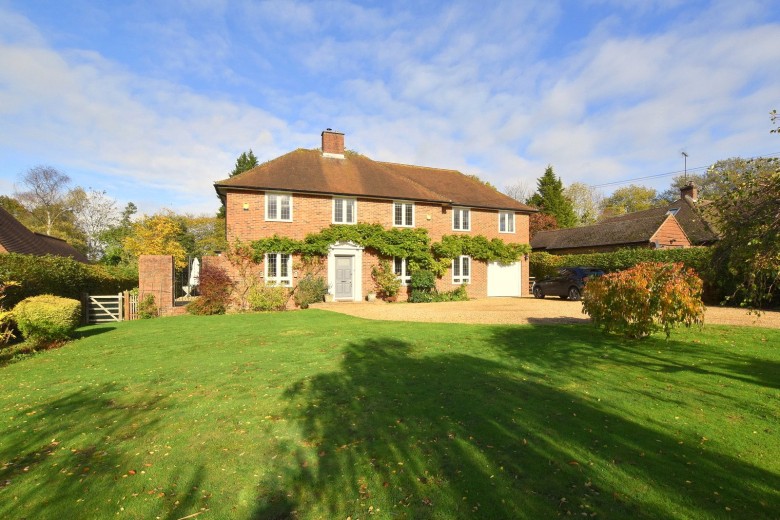 Click the photo for more details of Highfields, East Horsley, KT24